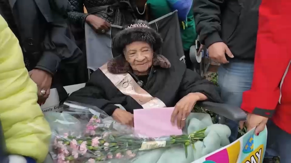 Woman on Long Island celebrates 100th birthday