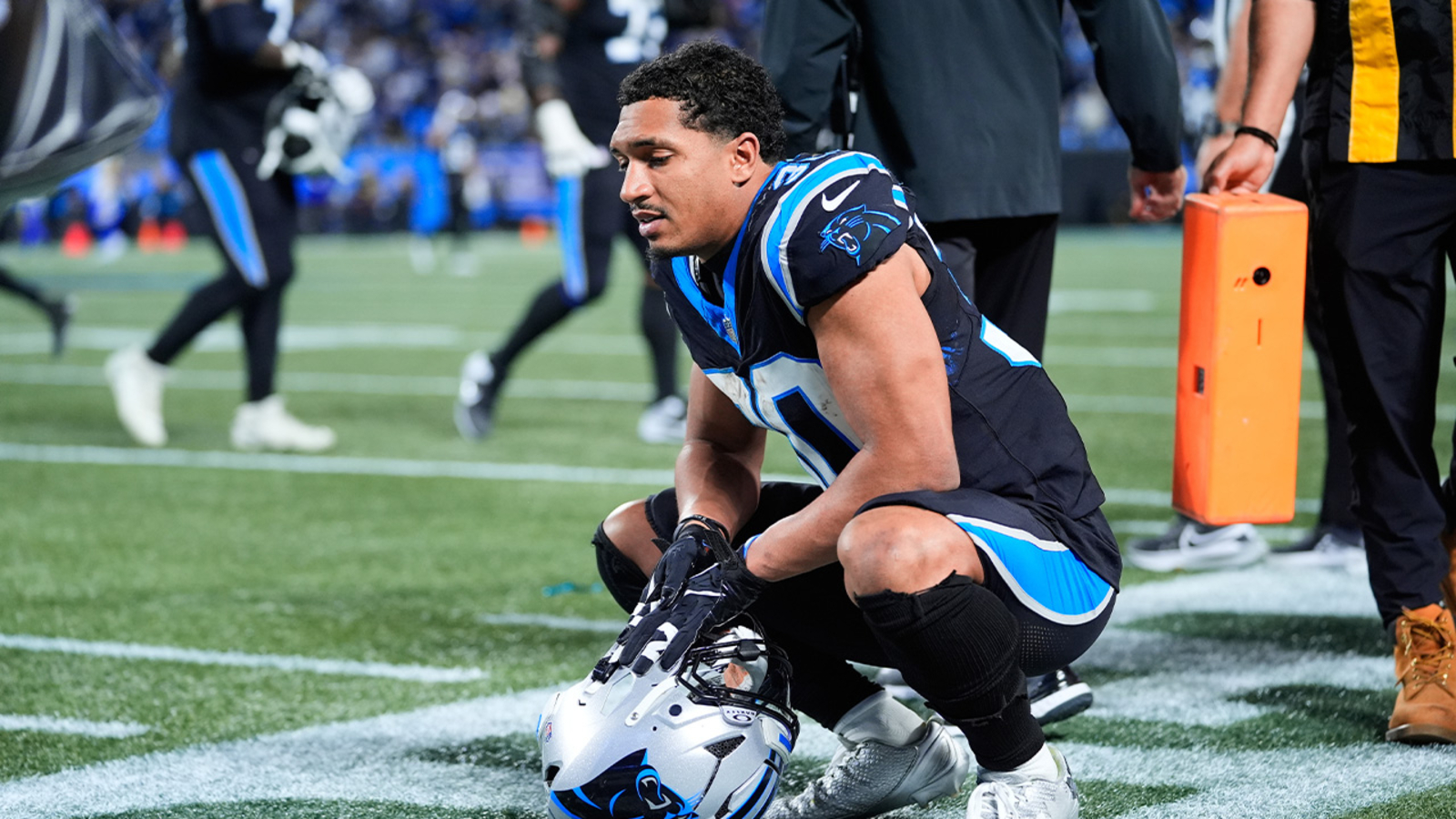 St. Edward Football News: Led by four offensive linemen, back-to-back St.  Edward state football champions place seven offensive players on the  All-Ohio teams, image size:1600x900