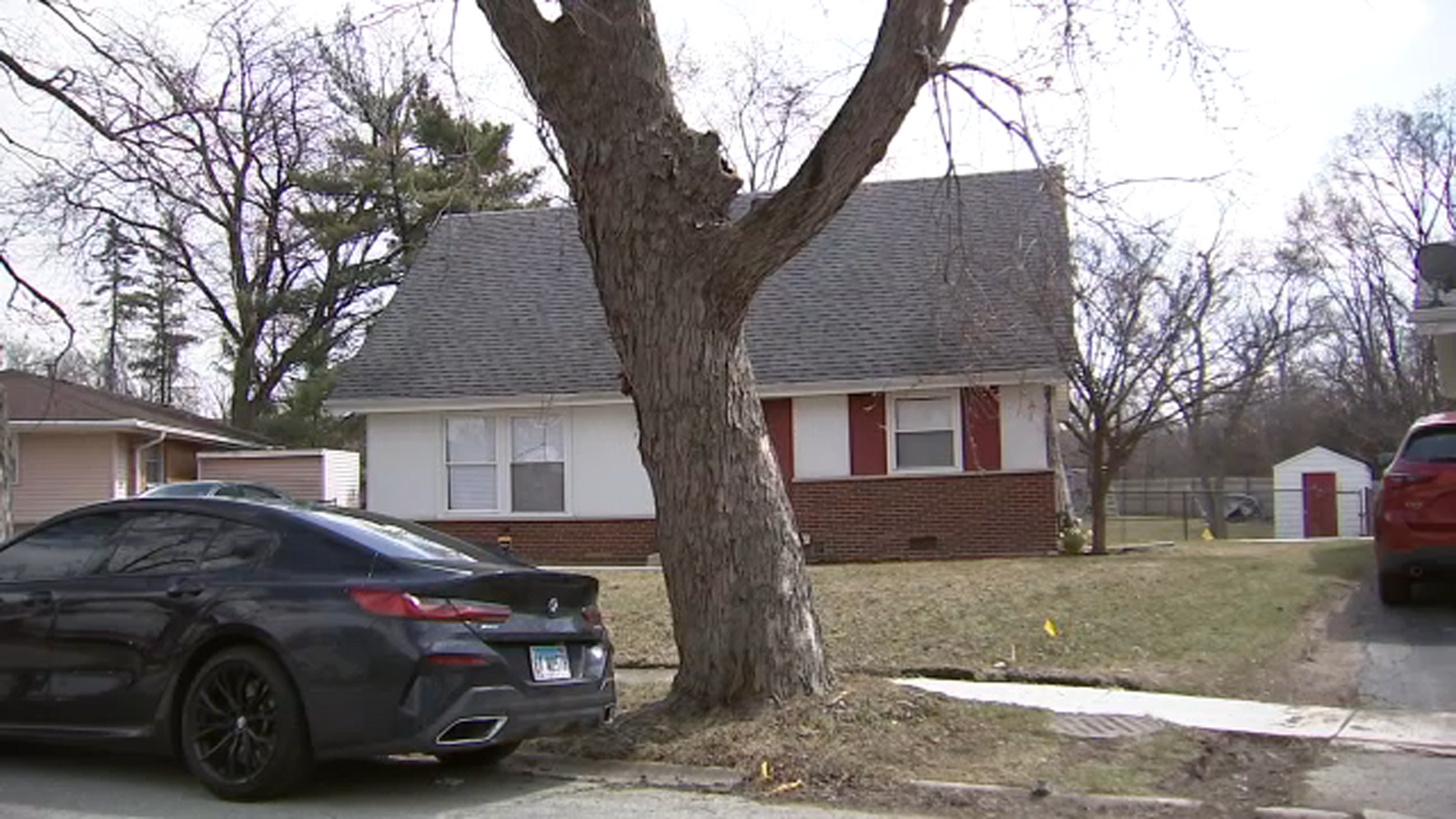 Chicago man accused of squatting pleads guilty to residential burglary, records show