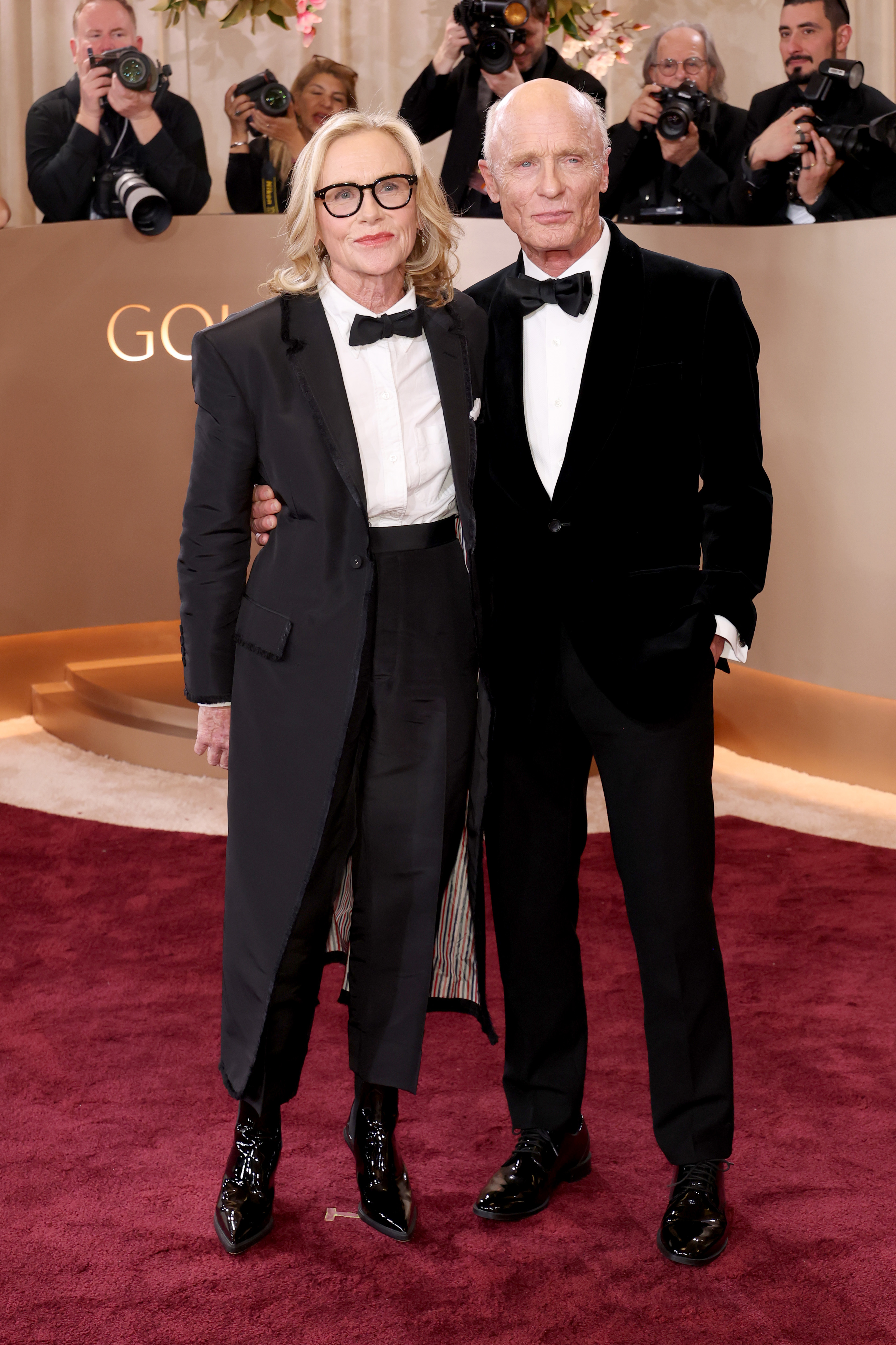 Golden Globes Red Carpet 2026 See All The Fashion And Celebrity 18388694 011126 Cc Getty Gg Amy Madigan Ed Harris Img 
