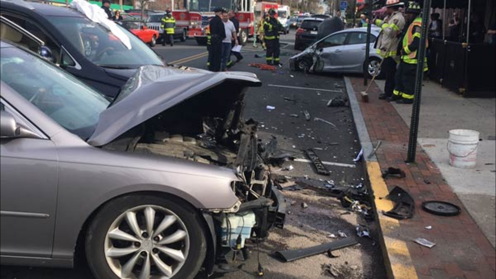1 seriously injured in multi-vehicle Wilmington crash - 6abc Philadelphia