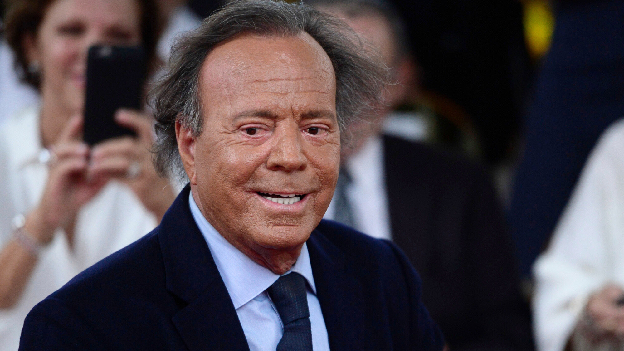 Julio Iglesias