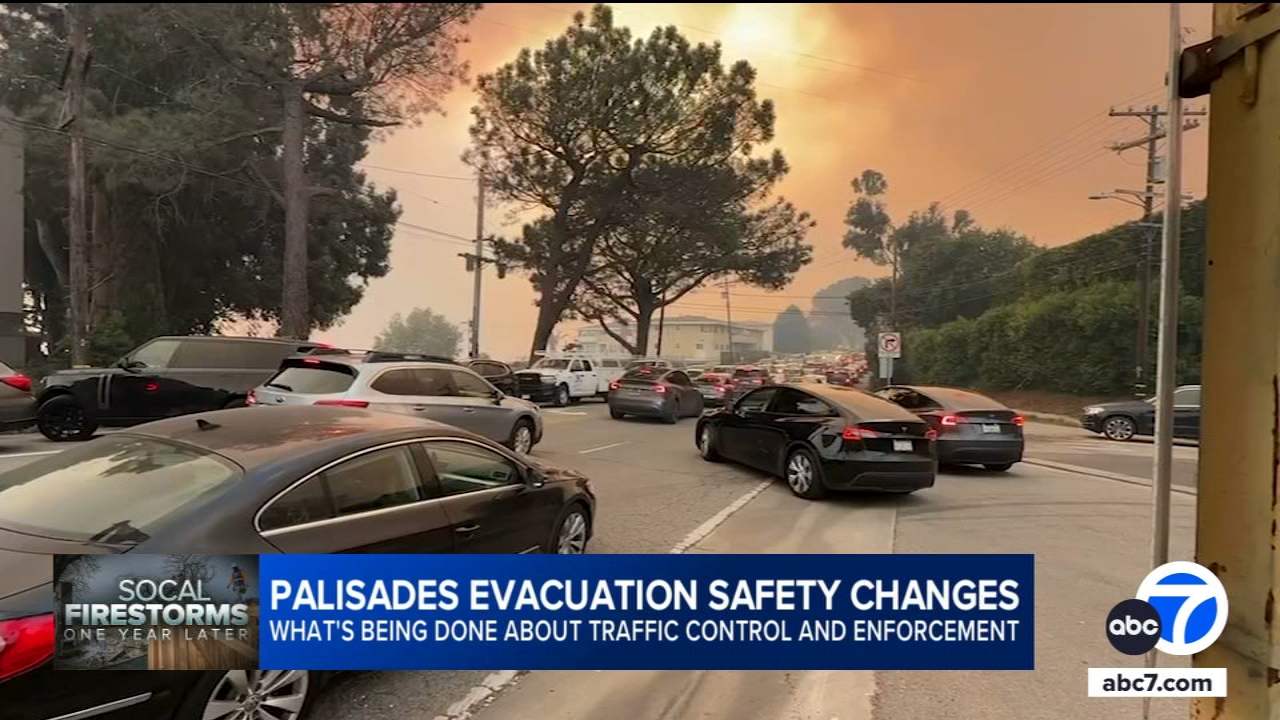 Trump signs executive order aimed at taking over LA wildfire