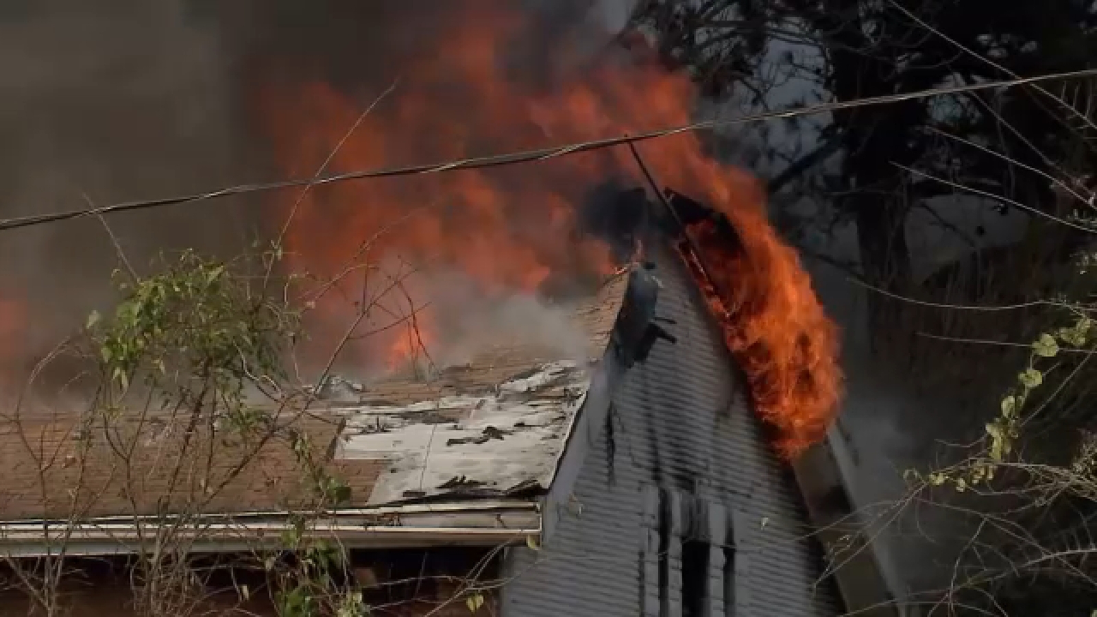 Man charged with "reckless" arson after church fire in north Houston on Monday, court records say