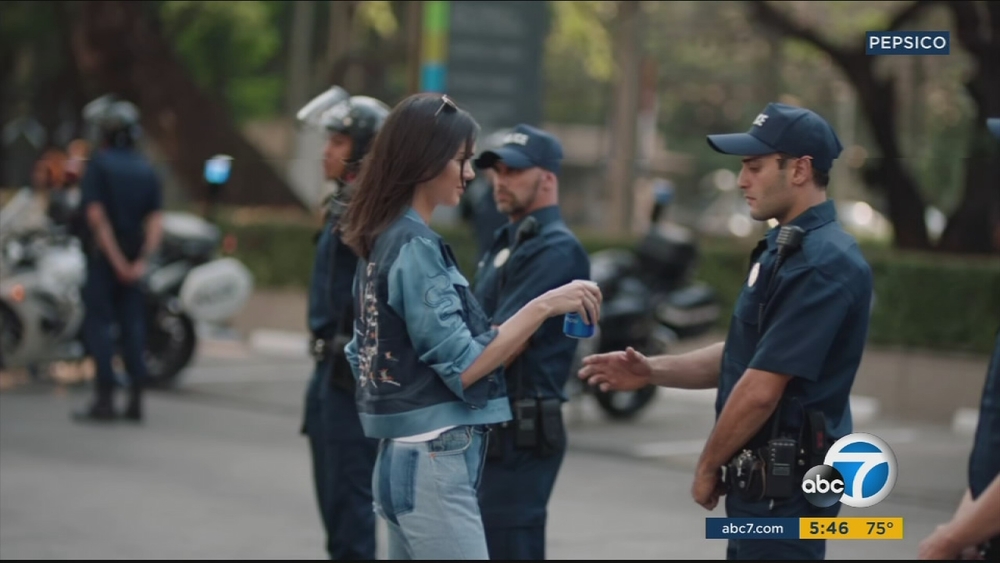 Pepsi pulls Kendall Jenner ad