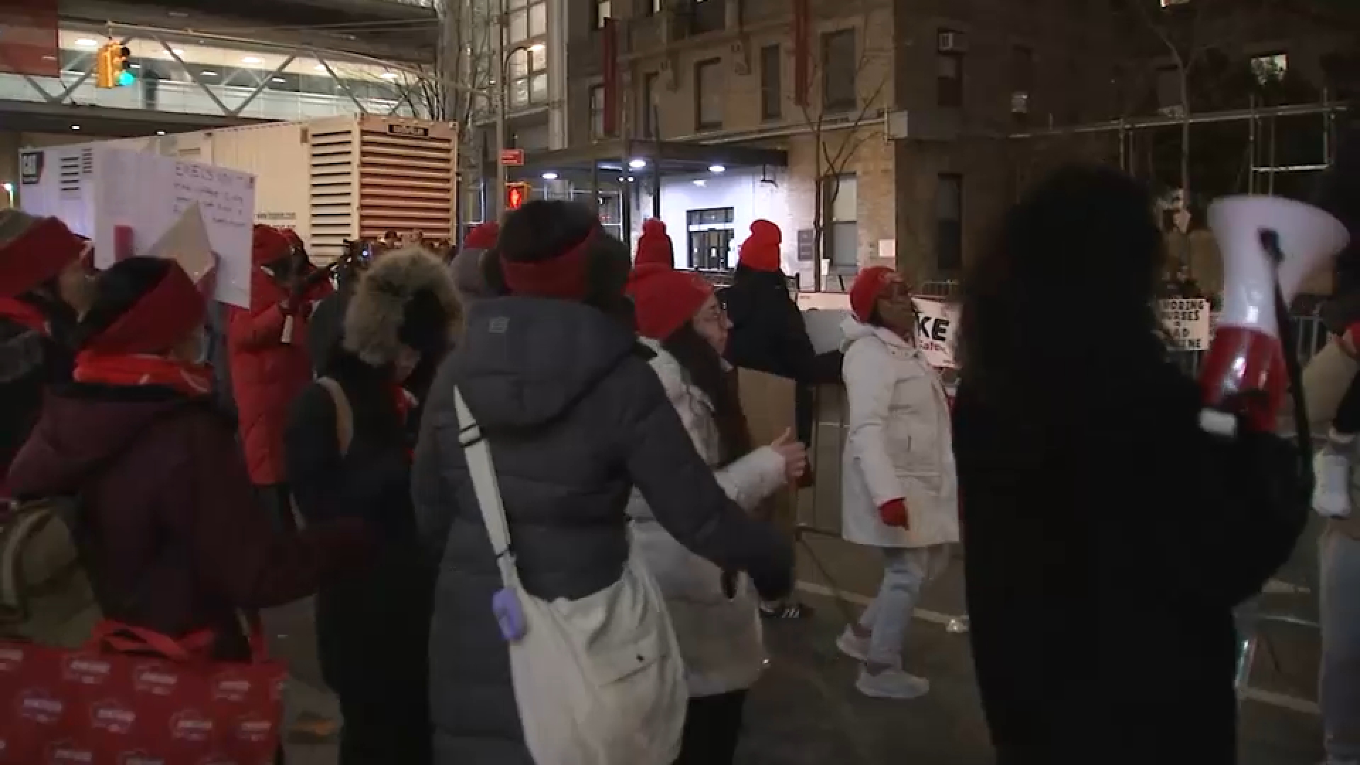 Contract negotiations end with no resolution on 4th day of NYC nurses' strike