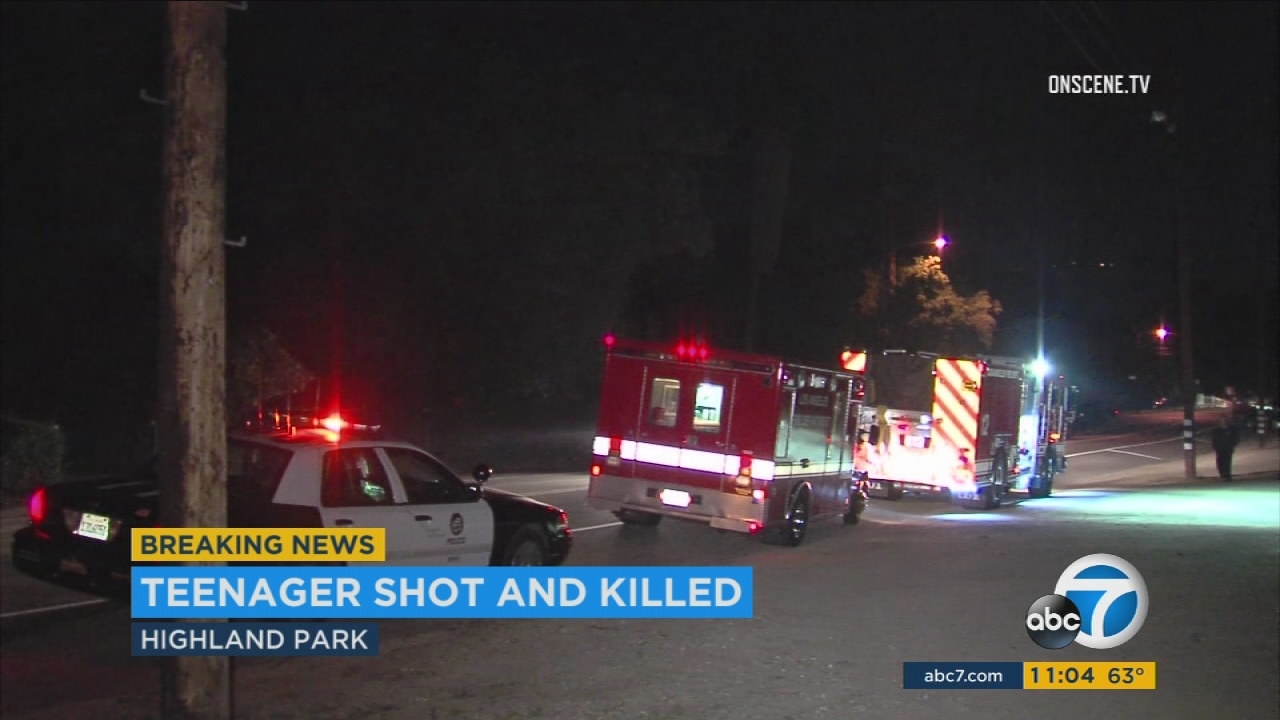 Teen fatally shot in front of girlfriend in Highland Park
