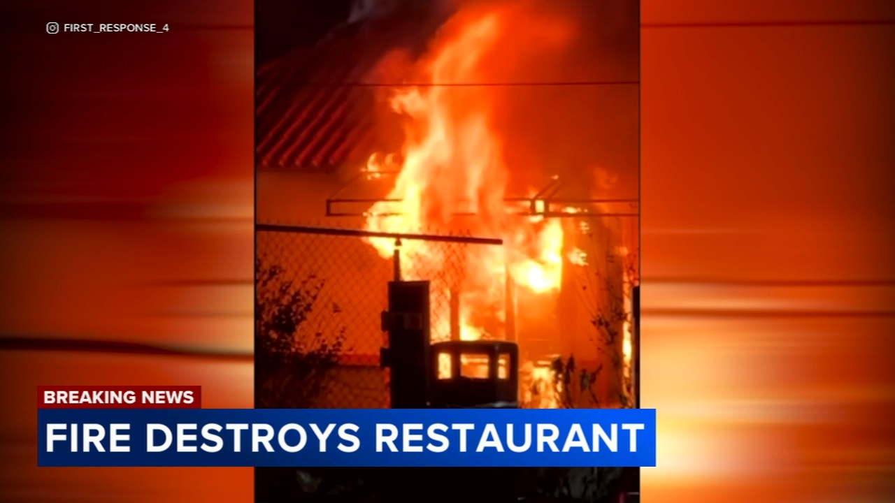 Raging fire destroys Bella Vista restaurant in Philadelphia's Juniata Park section