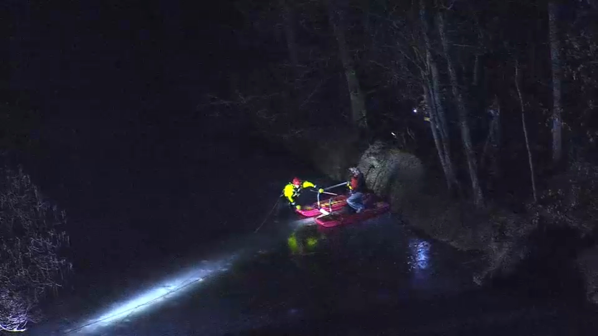 Firefighters recall dramatic rescue of teens stranded on island off of frozen river