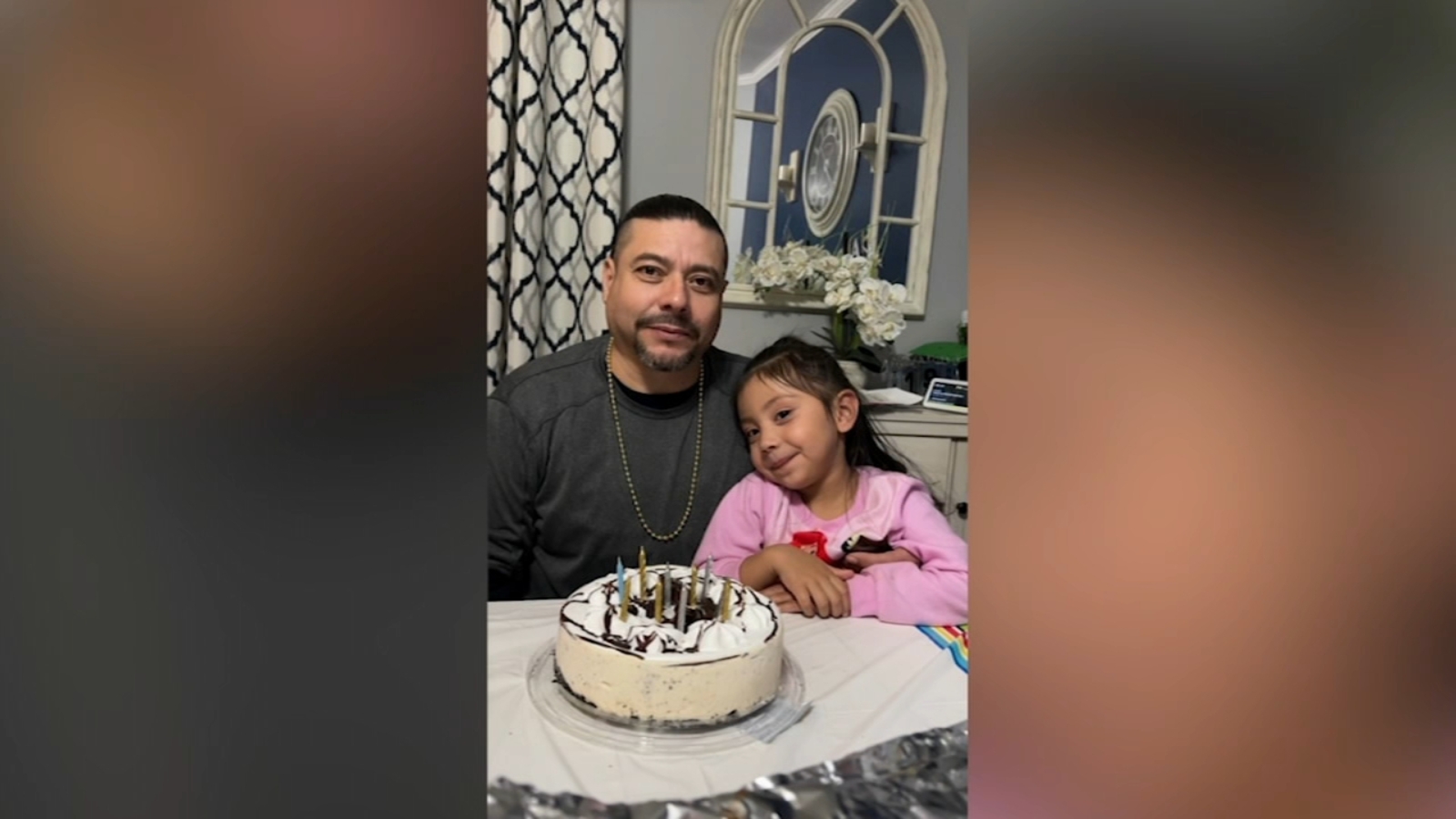 Police searching for man who disappeared after LaSalle County crash last week
      