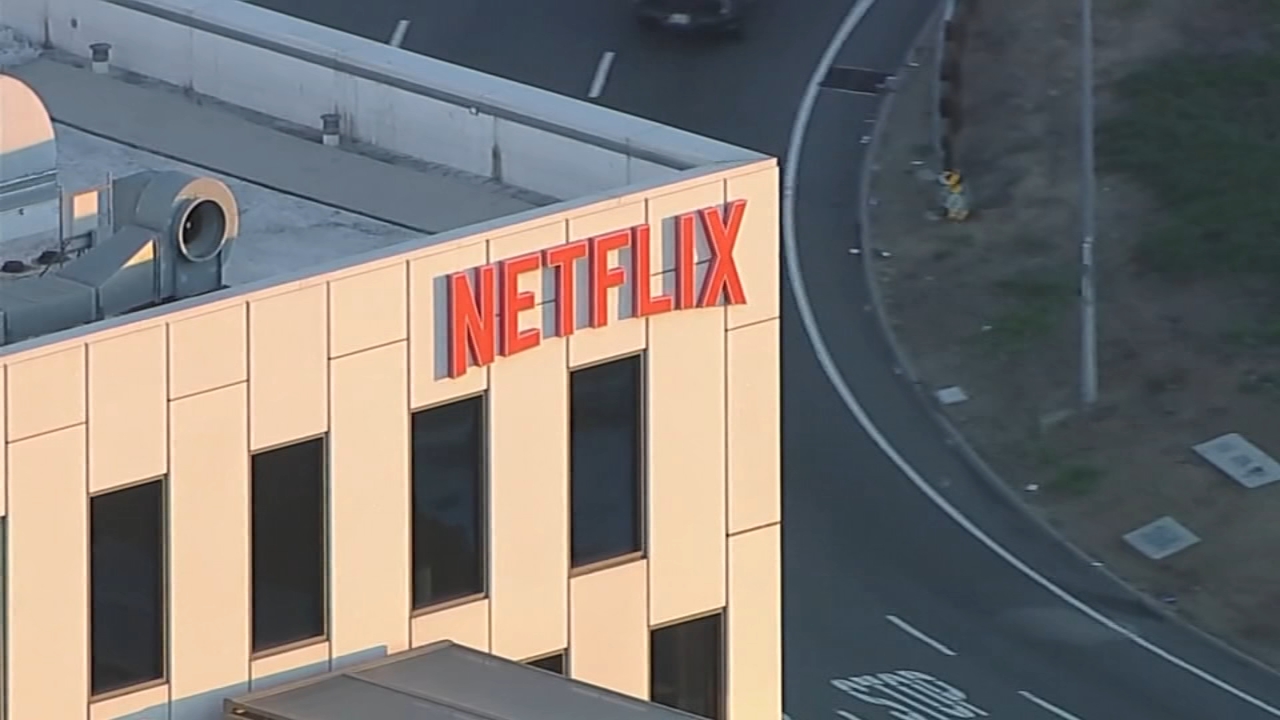 Netflix intensifies bid for Warner Bros making its $72 billion offer all cash