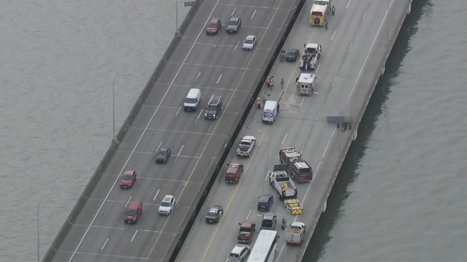 1 killed, 1 injured in car crash on San Mateo Bridge, CHP says; westbound lanes reopen
      
