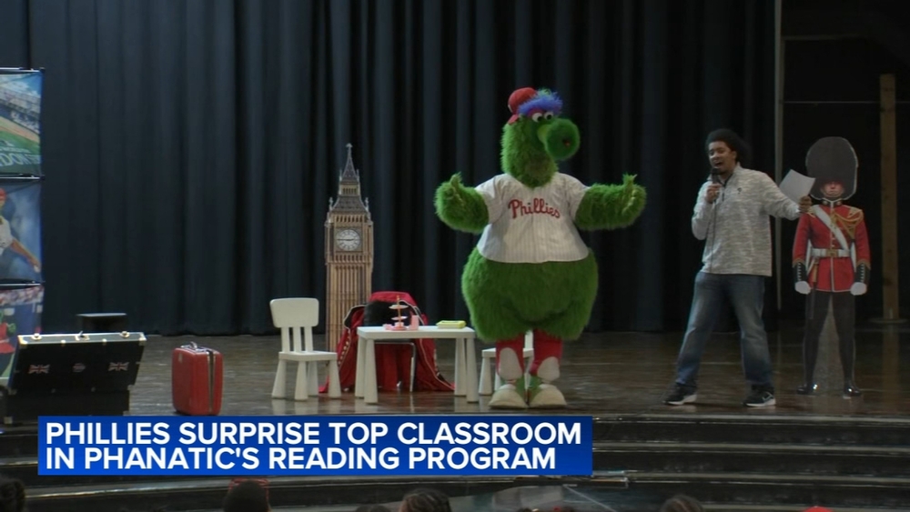 Phillies surprise enthusiastic young readers in Germantown