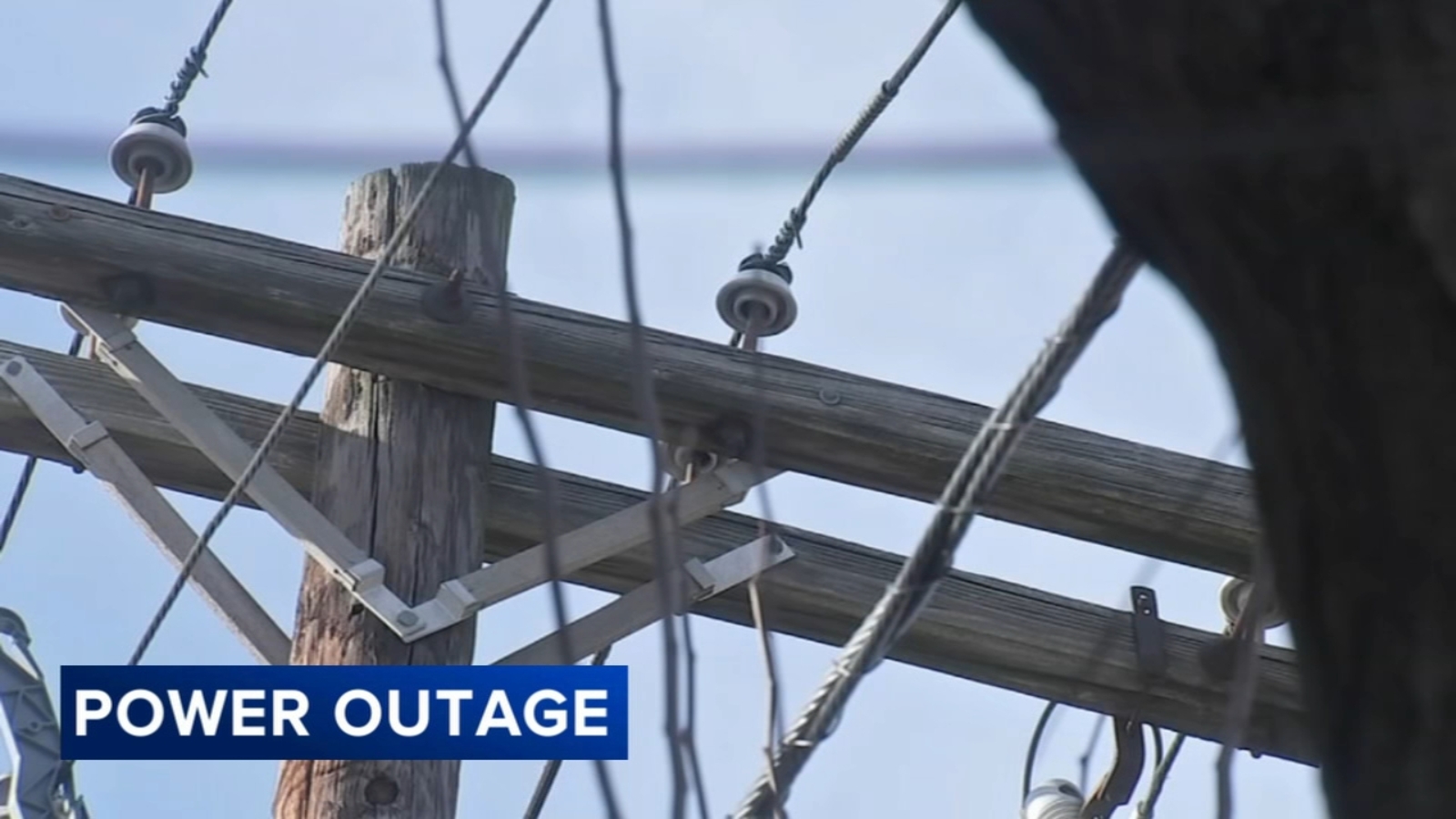 Power line explosions leave neighborhood without heat in subzero cold