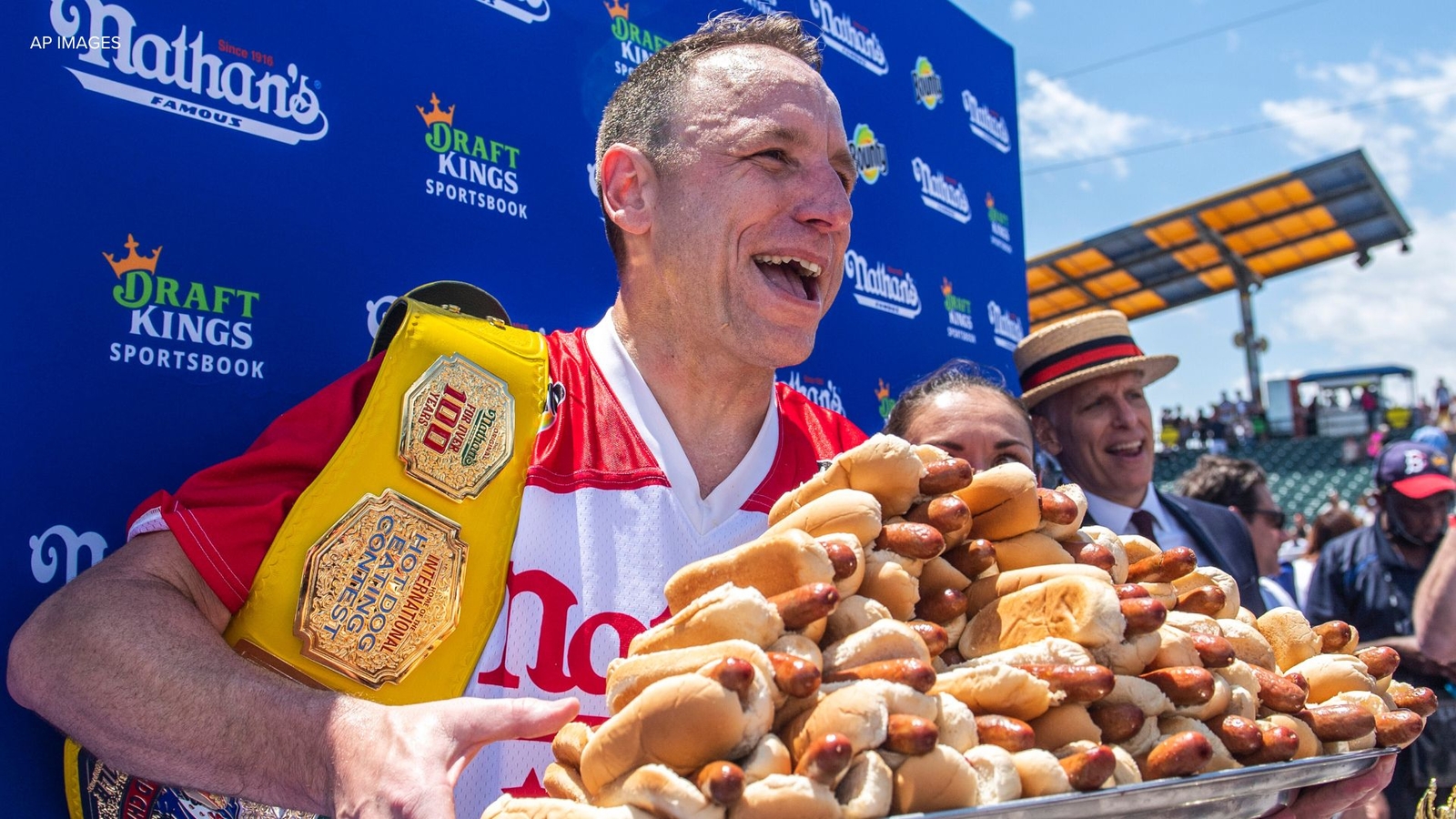 Iconic Coney Island hot dog hawker Nathan's Famous is sold for $450 million
      