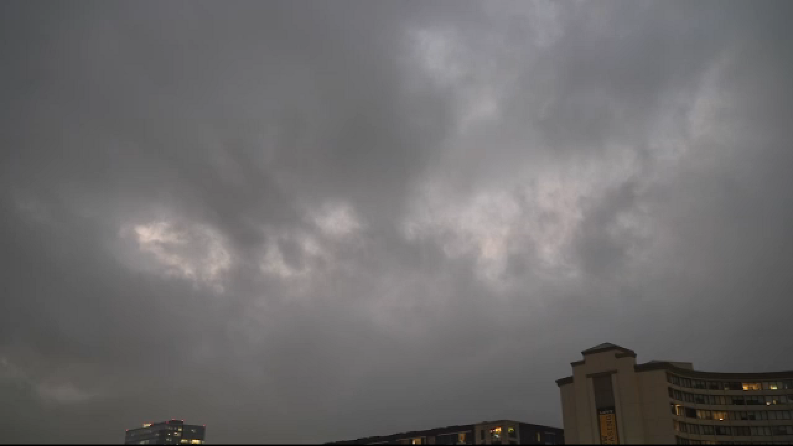 CenterPoint adds 600+ frontline workers ahead of winter weekend storm
      