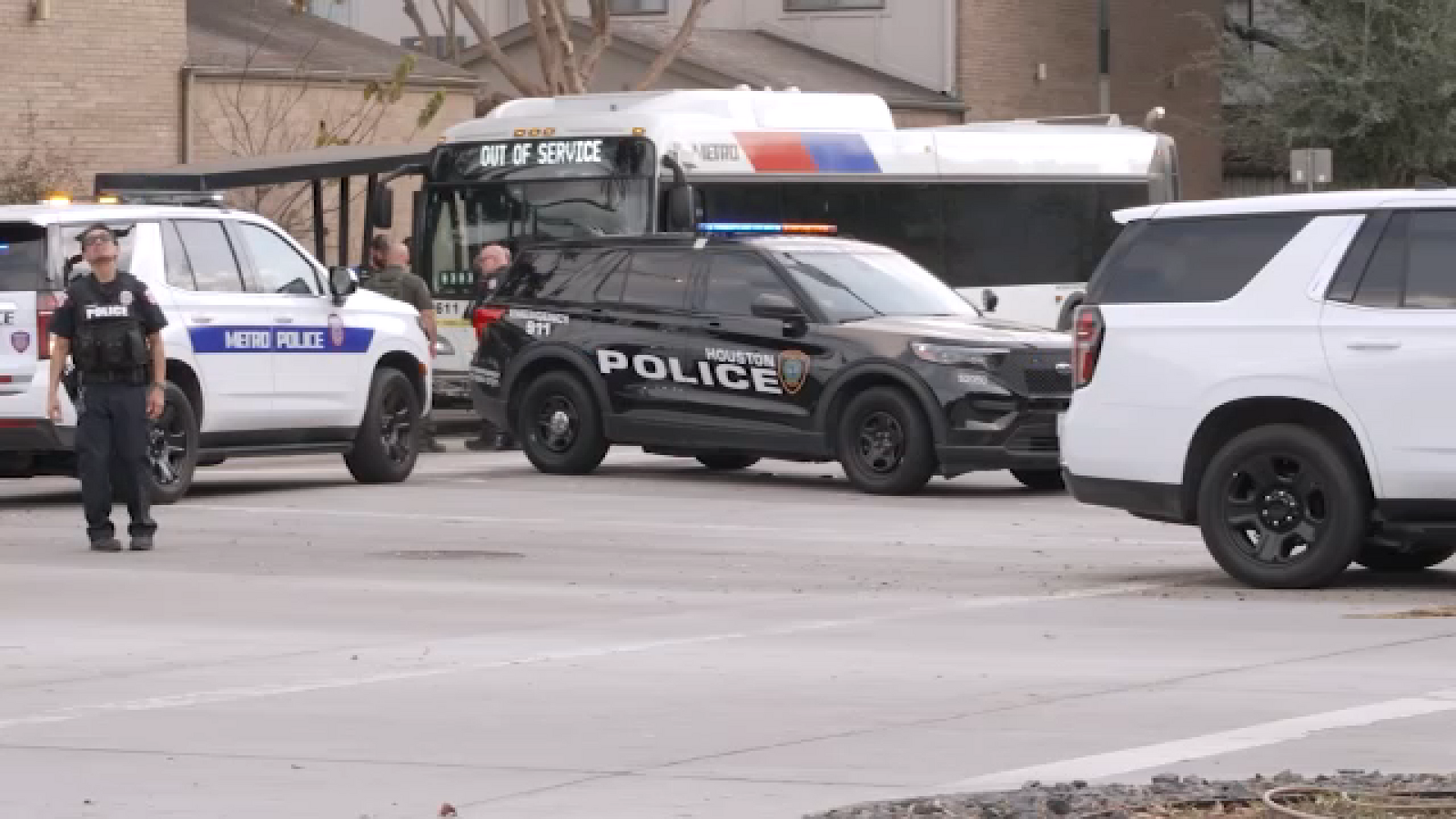 Teen linked to deadly Jan.7 METRO shooting in W. Houston handed federal weapons charge: Officials
      