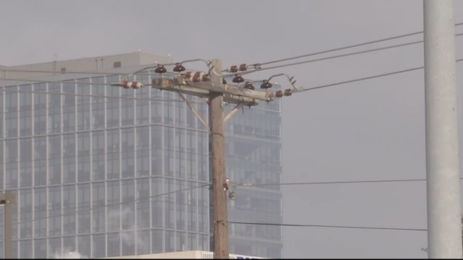 Winter storm could lead to ice accumulation on trees, power lines in counties north of Houston