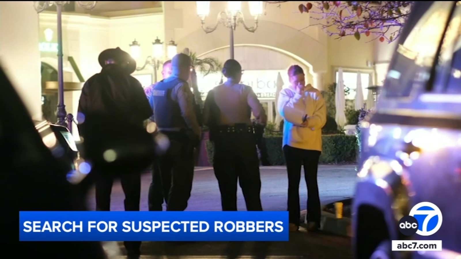 Armed robberies targeting women reported at shopping centers in Calabasas and Westlake Village
      