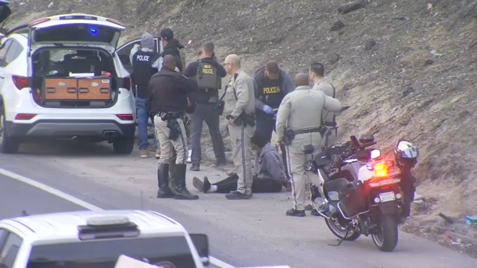 Undercover DEA agents detain 3 people on Highway 99 during drug operation, CHP says