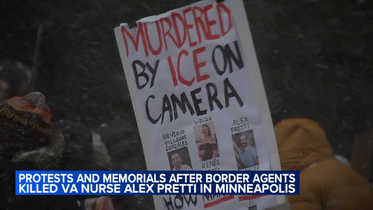 Anti-ICE protests held downtown Chicago after killing of Alex Pretti