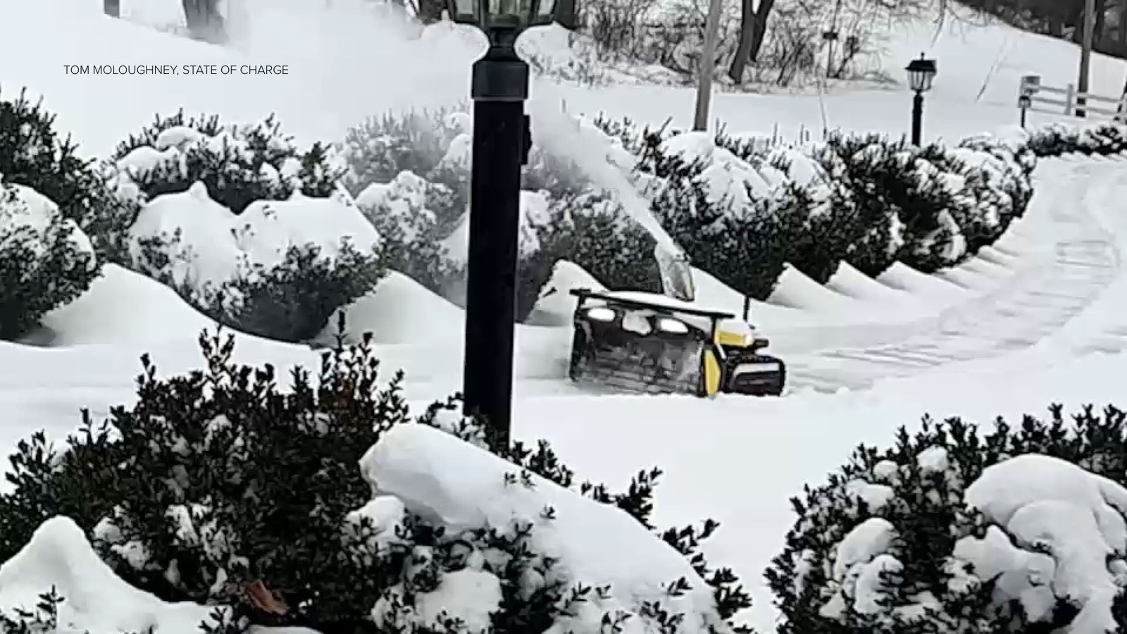 Viral video shows autonomous snow blower at work clearing driveway in New Jersey