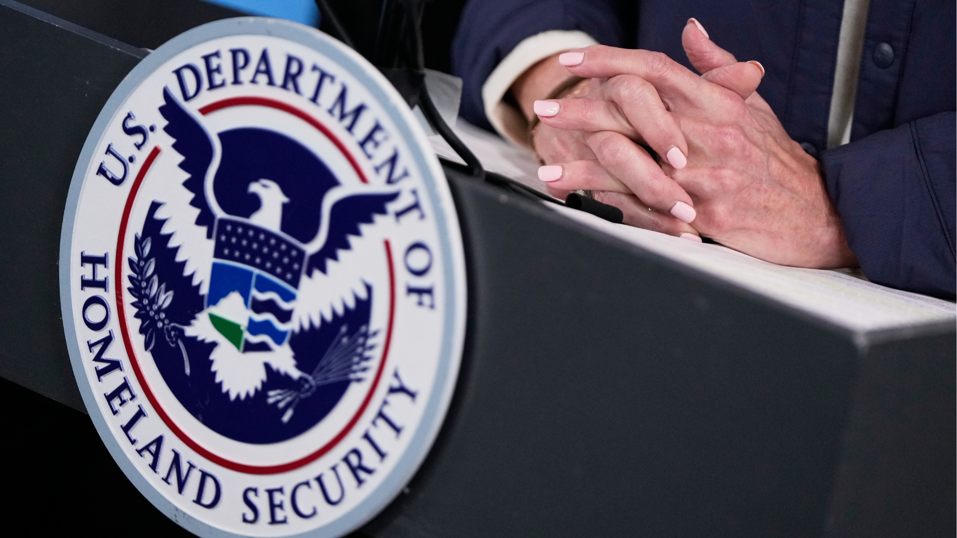 2 federal officers involved in shooting have been placed on administrative leave