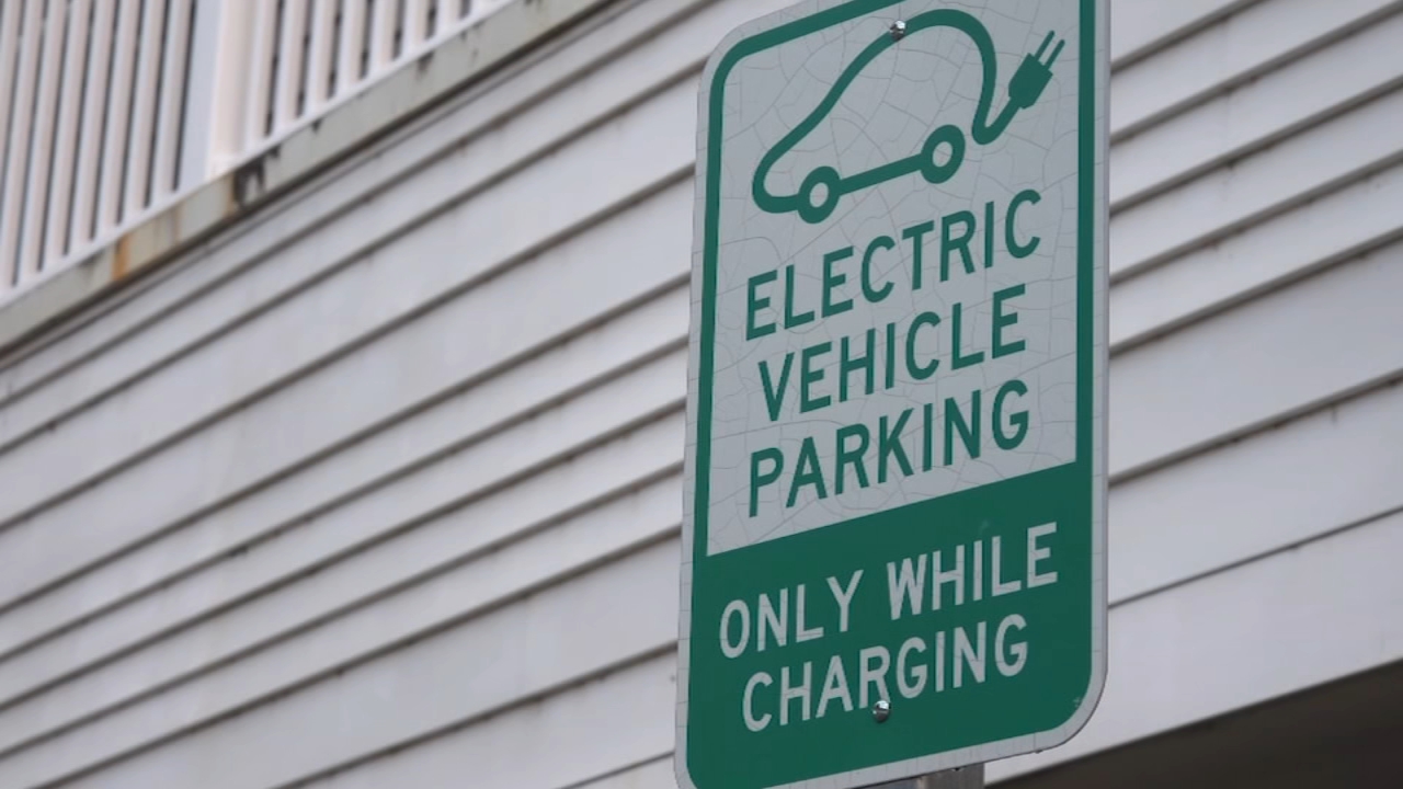 Study finds parts of country have large gaps in charging infrastructure | Driving Into the Future