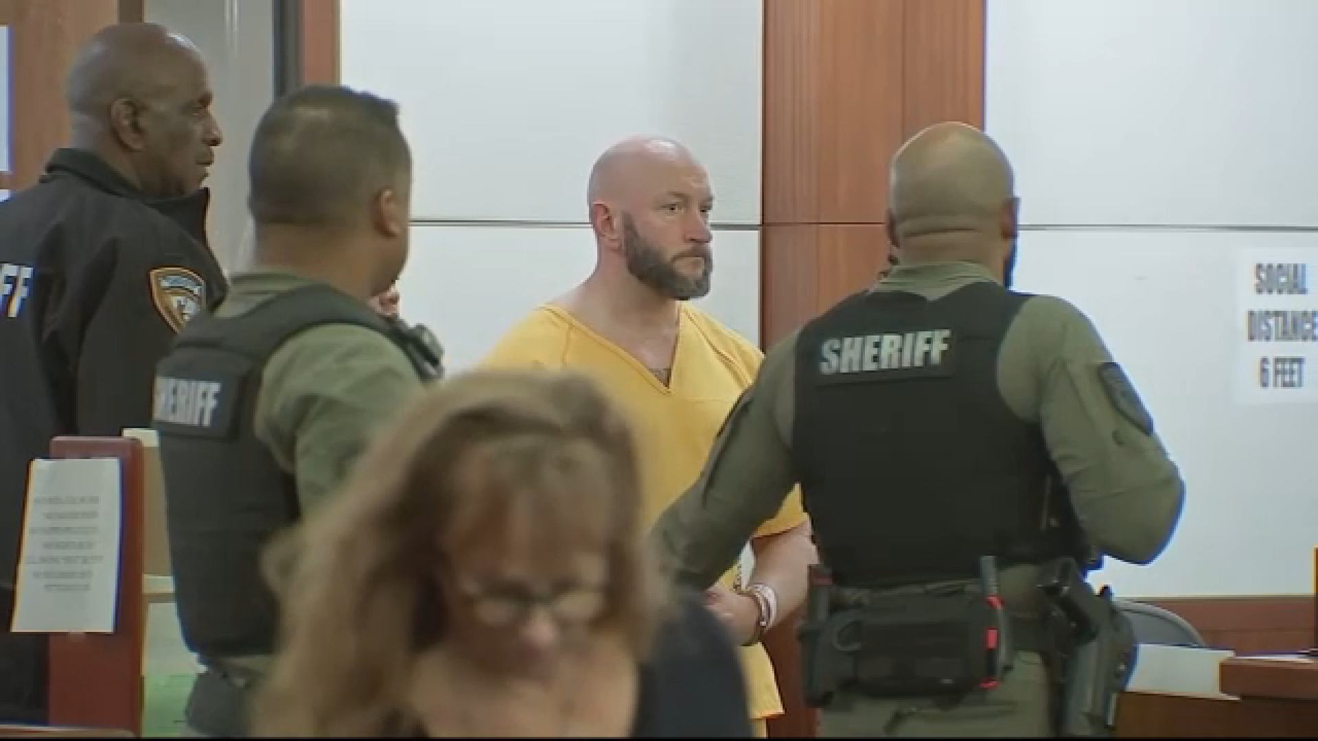 Sergeant accused of sending explicit messages to undercover officer posing as teen: Court docs