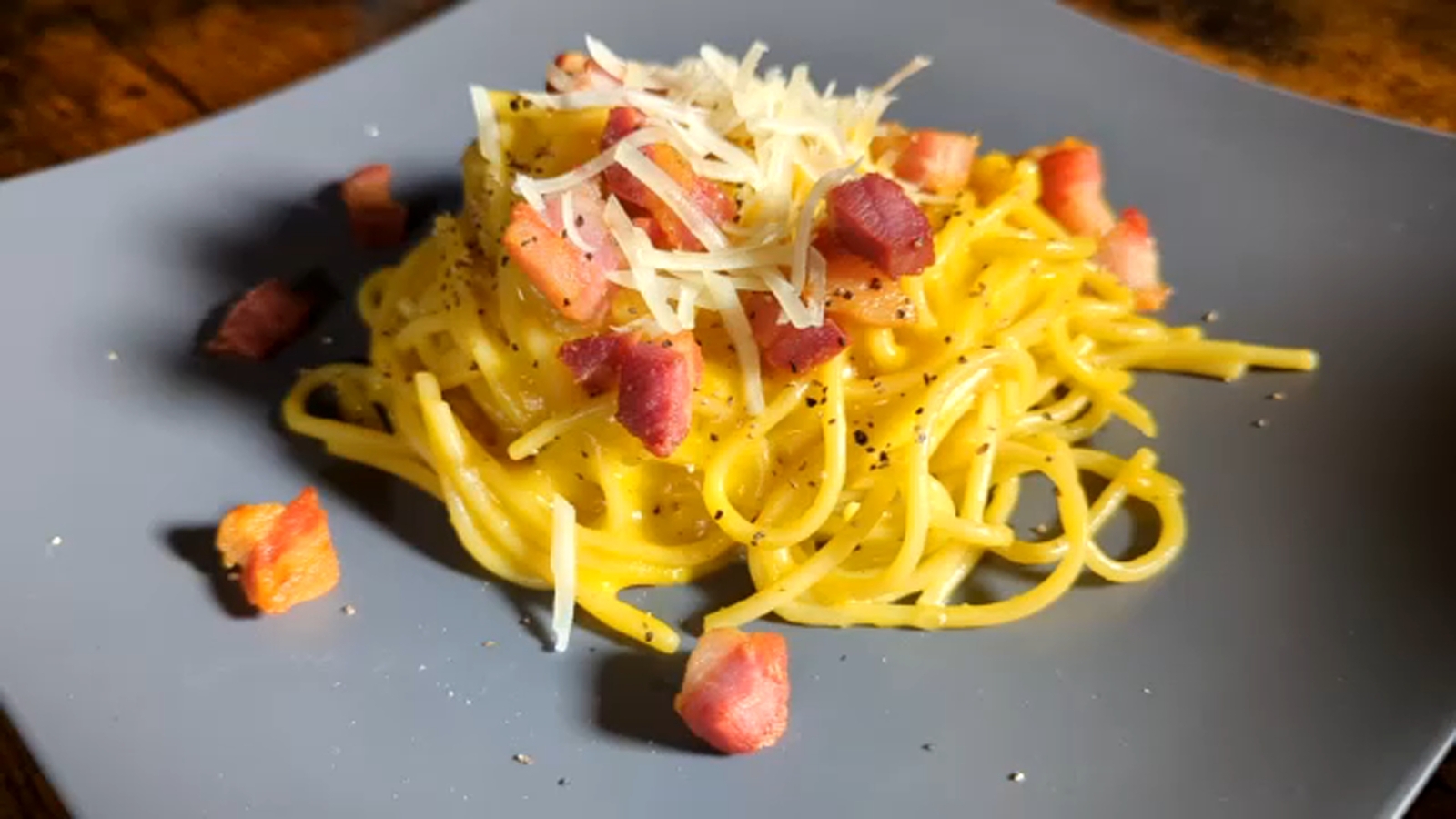 Escape to Southern Italy in San Fernando with traditional pizza and pasta