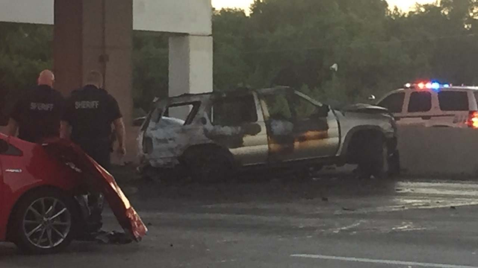 HCSO: Wrong way driver on I-45 causes fatal crash - ABC13 Houston