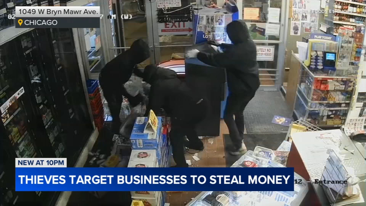 1 of at least 17 smash-and-grab burglaries in Chicago caught on camera