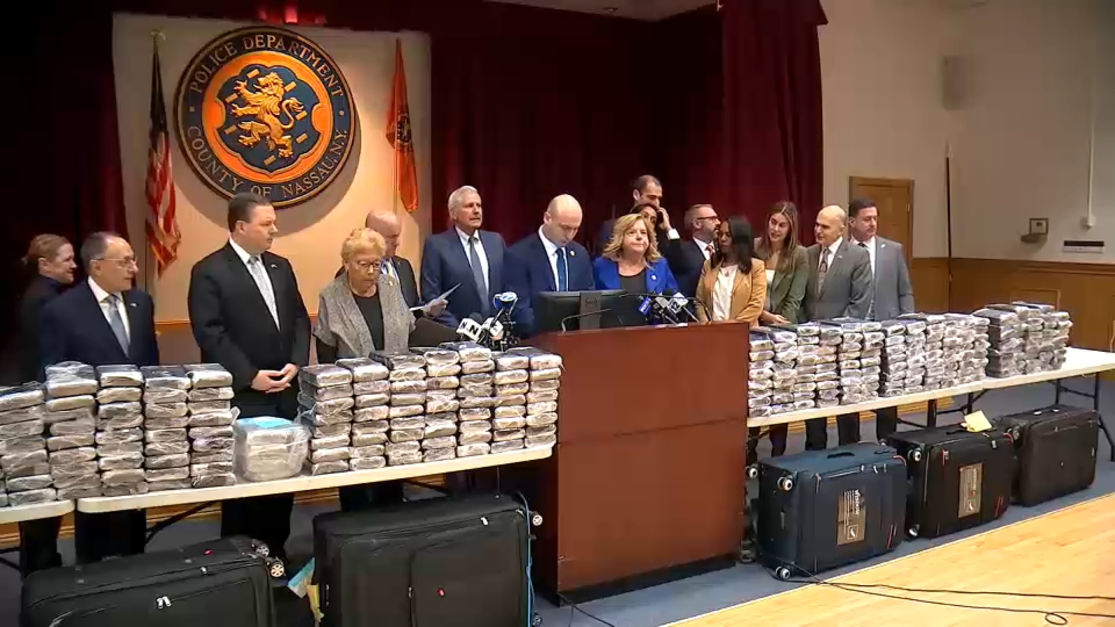 750 pounds of cocaine worth $20M seized in massive drug bust on Long Island, 2 men facing charges - ABC7 New York