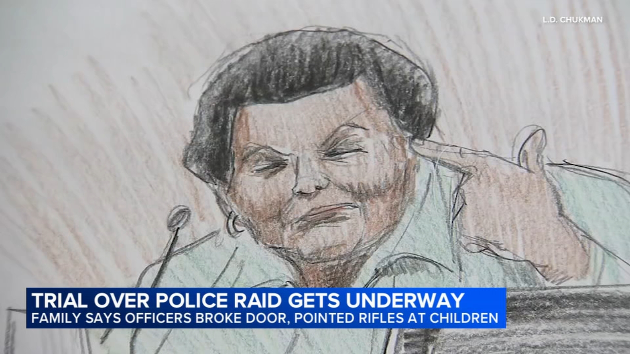 SWAT pointed guns at kids in raid at wrong home, family testifies