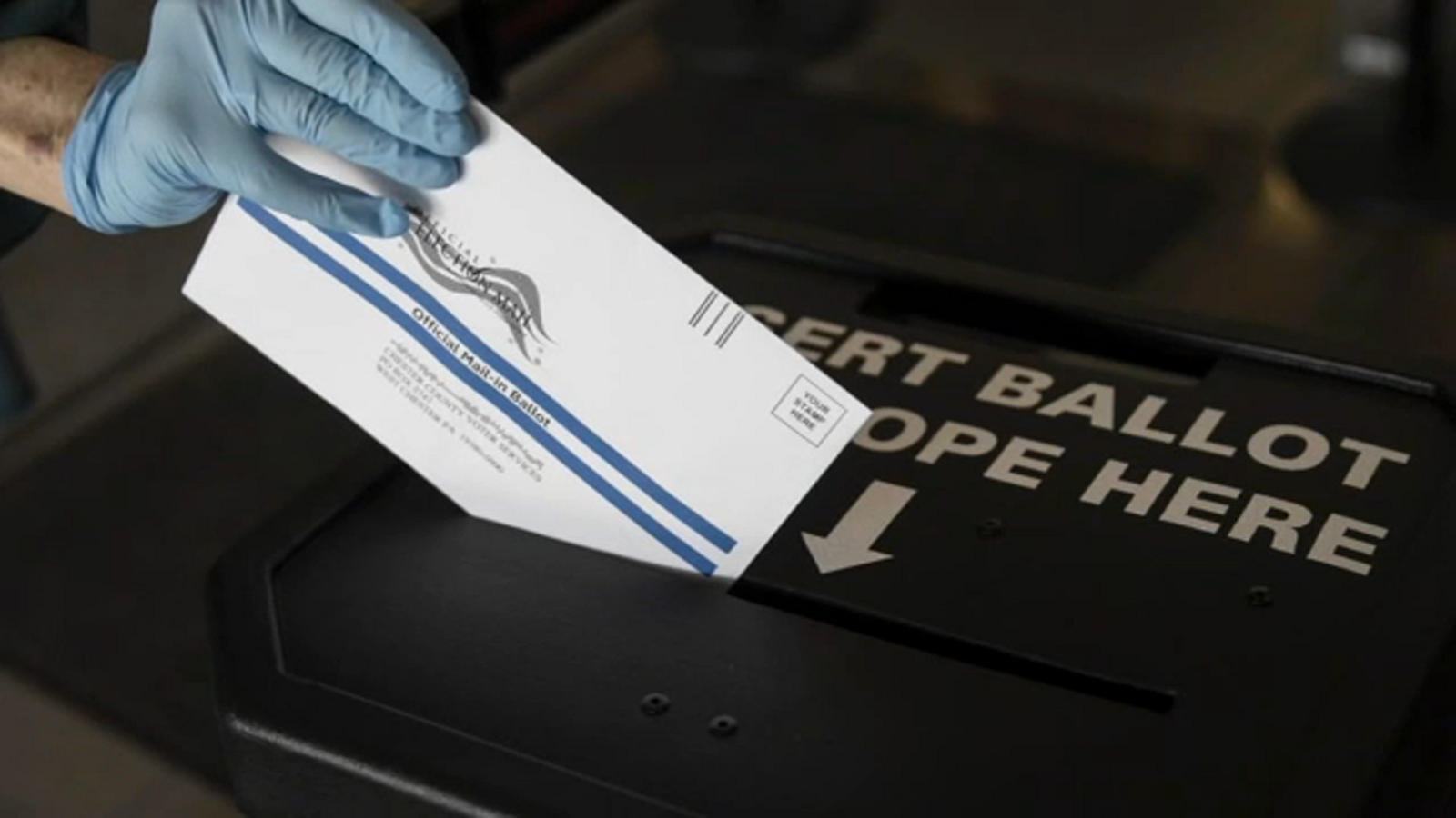 Postal changes could delay mail-in ballots in upcoming Illinois primary election