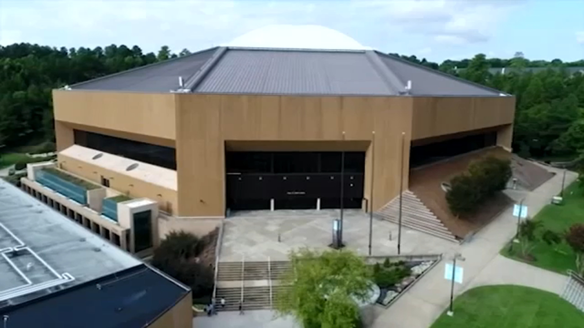 UNC leaders ponder future of basketball home's Smith Center