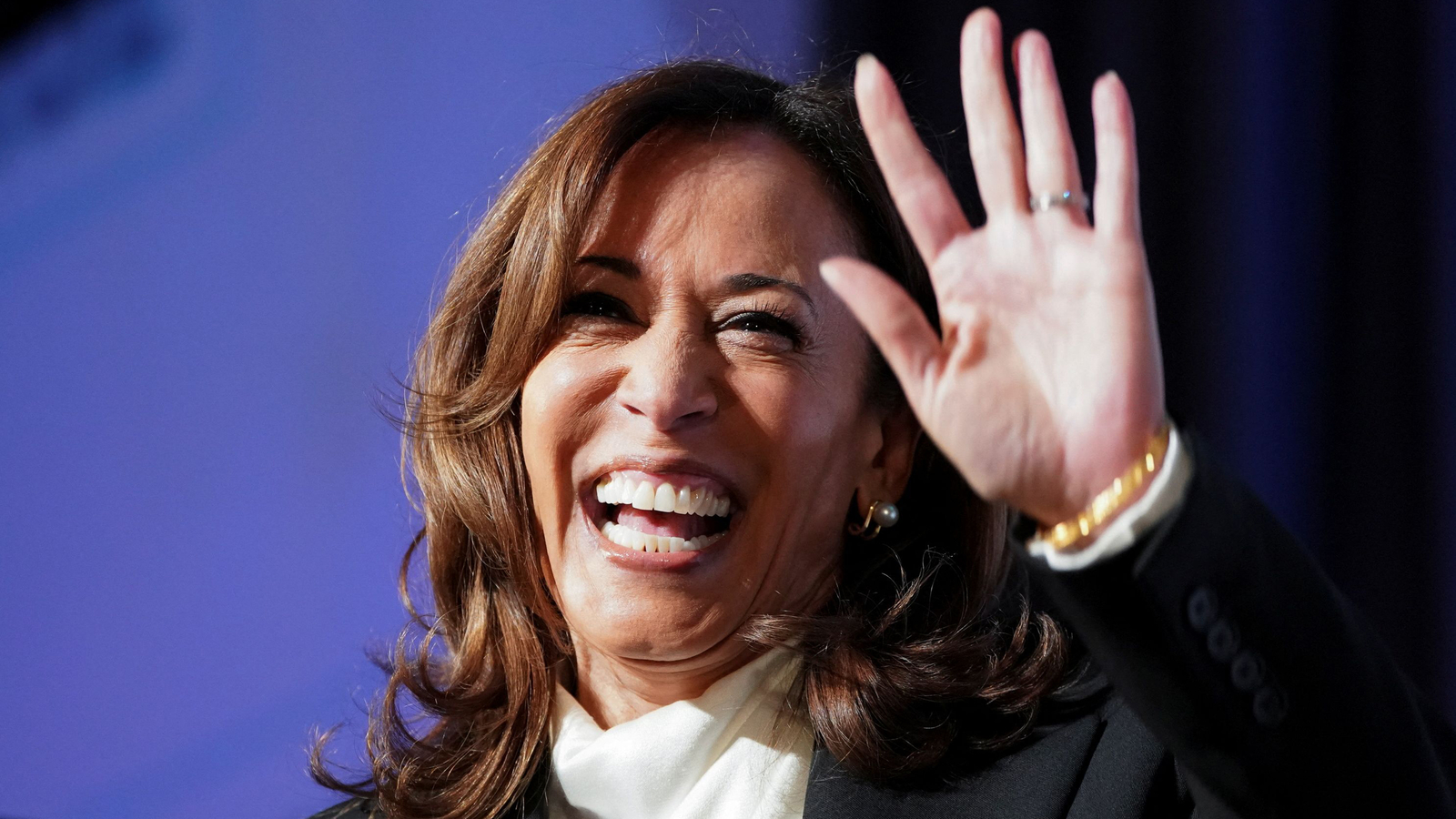 Harris relaunches her old 'Kamala HQ' account as an online organizing project