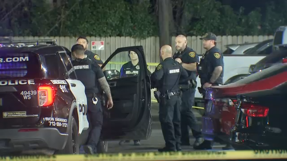 Multiple suspects on the run after man shot to death inside truck on ...