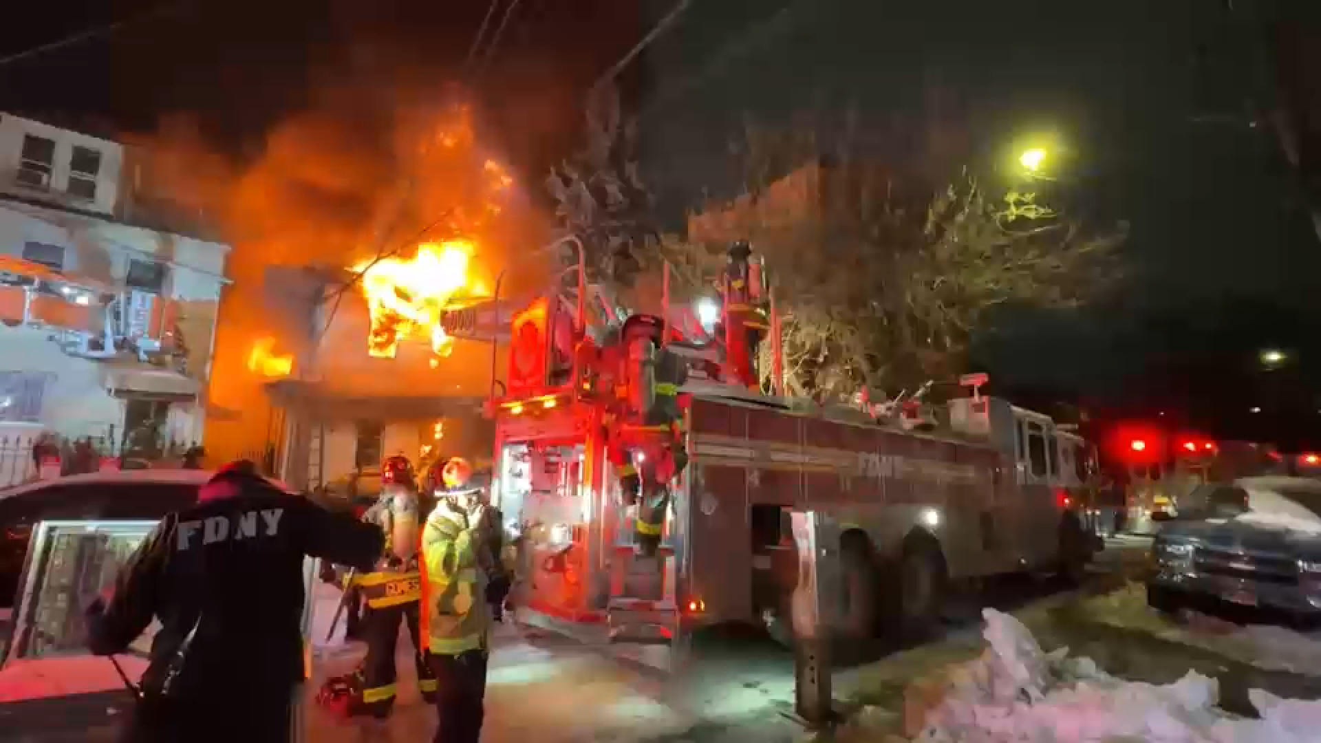 Woman killed in fast-moving Queens fire