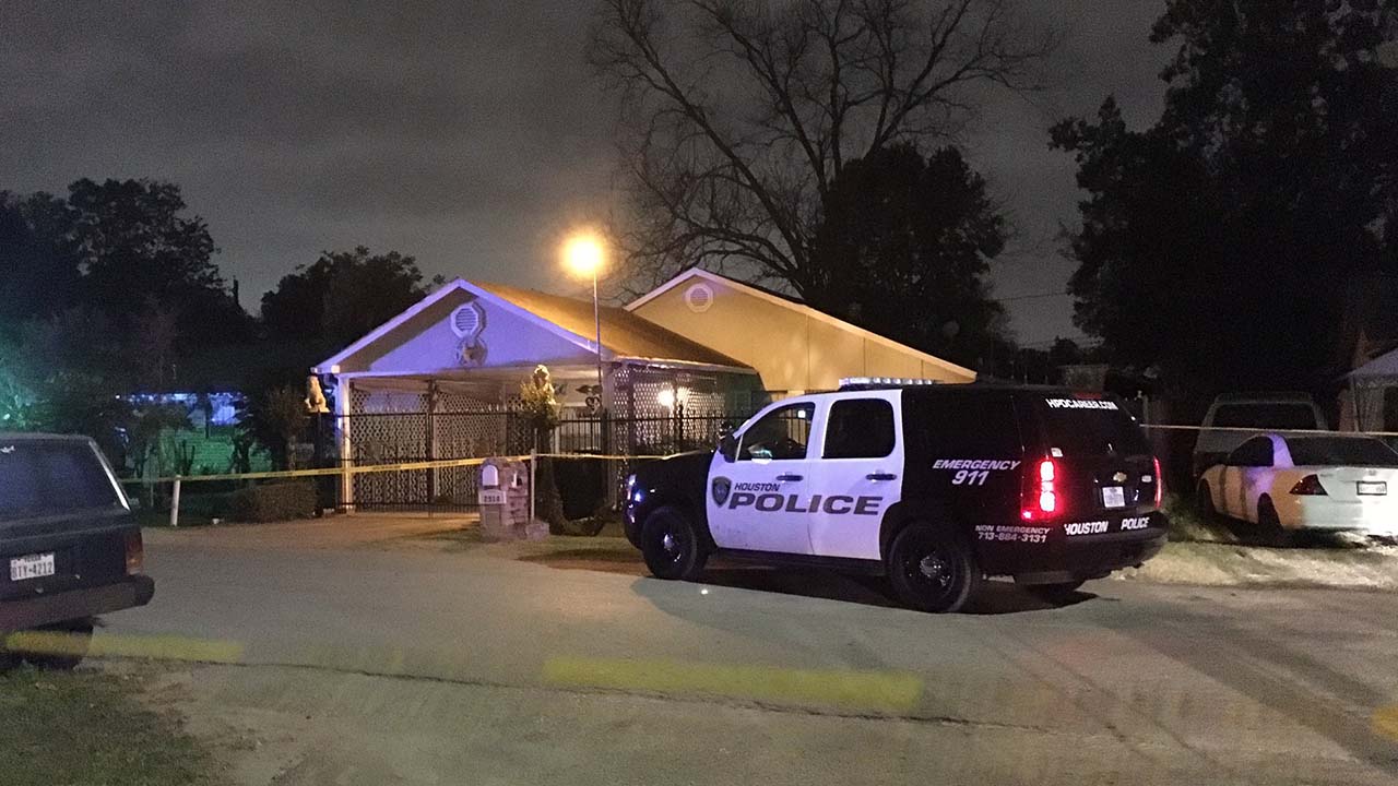 Suspect shot and killed during officer-involved shooting in northwest Houston