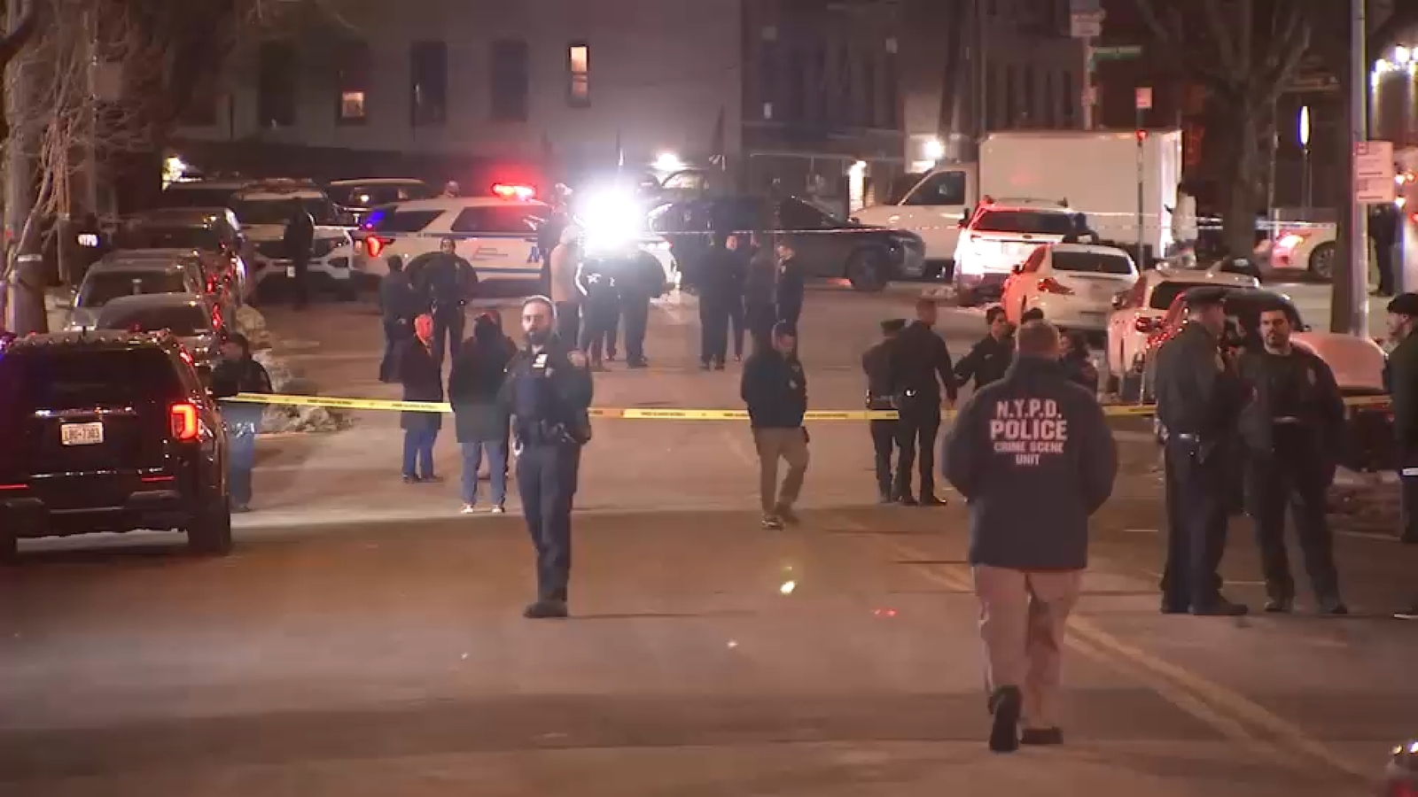 16-year-old boy dead, 2 other teens injured in Bronx triple shooting