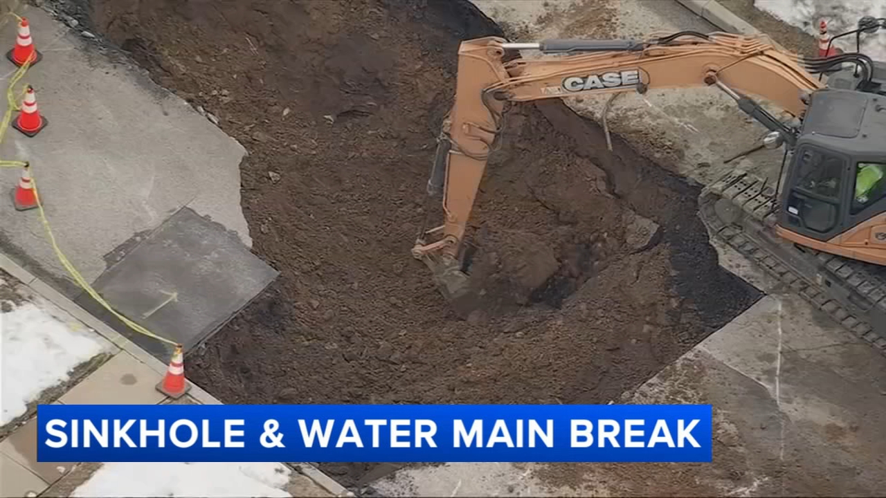 Massive sinkhole impacts residents in Conshohocken, Pa.