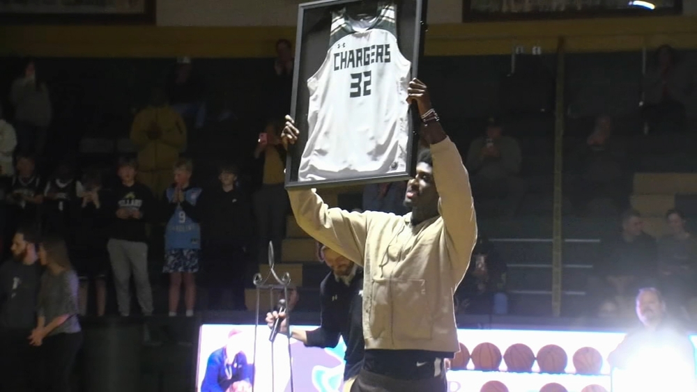 Ex-UNC forward Powell has jersey retired by alma mater Northwood HS