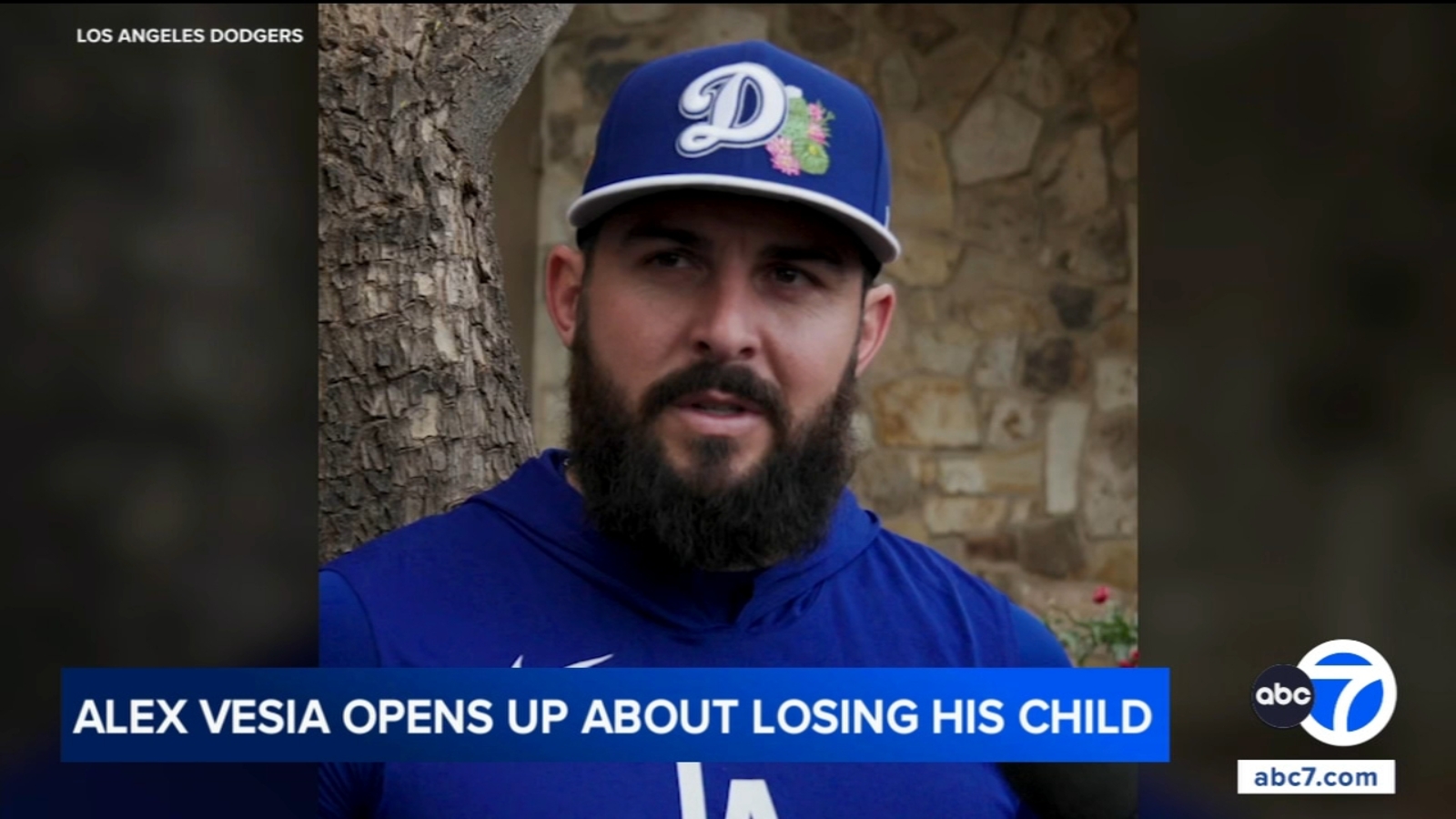 Dodgers' Alex Vesia speaks publicly for 1st time since daughter's death -  ABC7 Los Angeles
