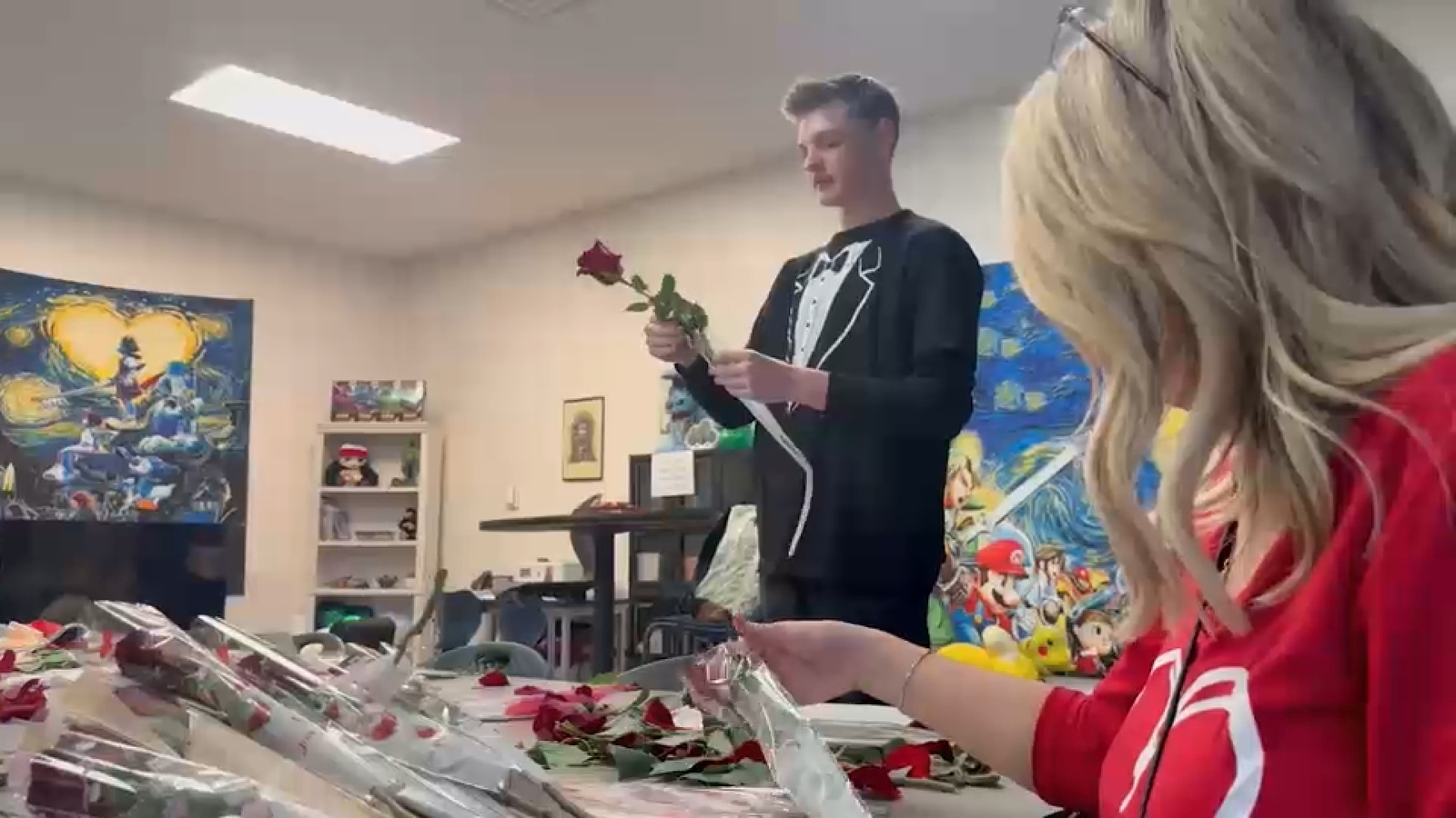 Salt Lake City high school student raises money to buy flowers for female staff, students