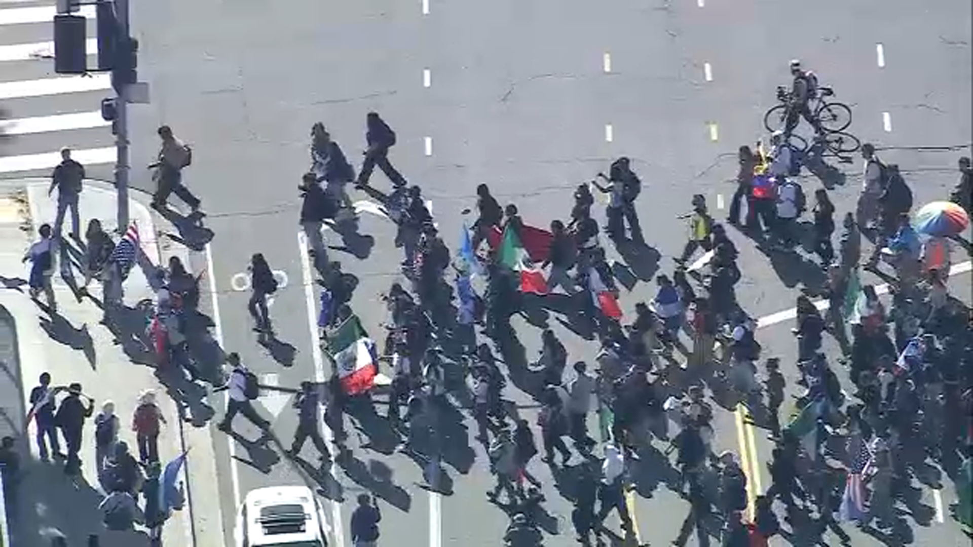 3 federal officers hurt after protesters threw rocks, other objects in downtown LA, authorities say