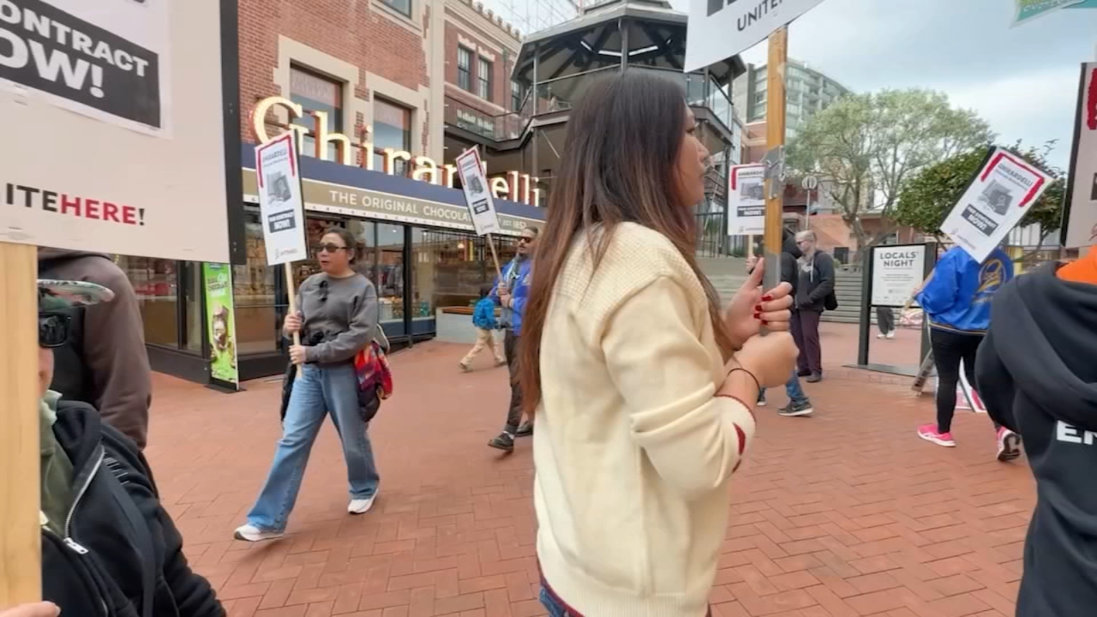 SF Ghirardelli workers hold Valentine's Day strike outside iconic chocolate and ice cream shop