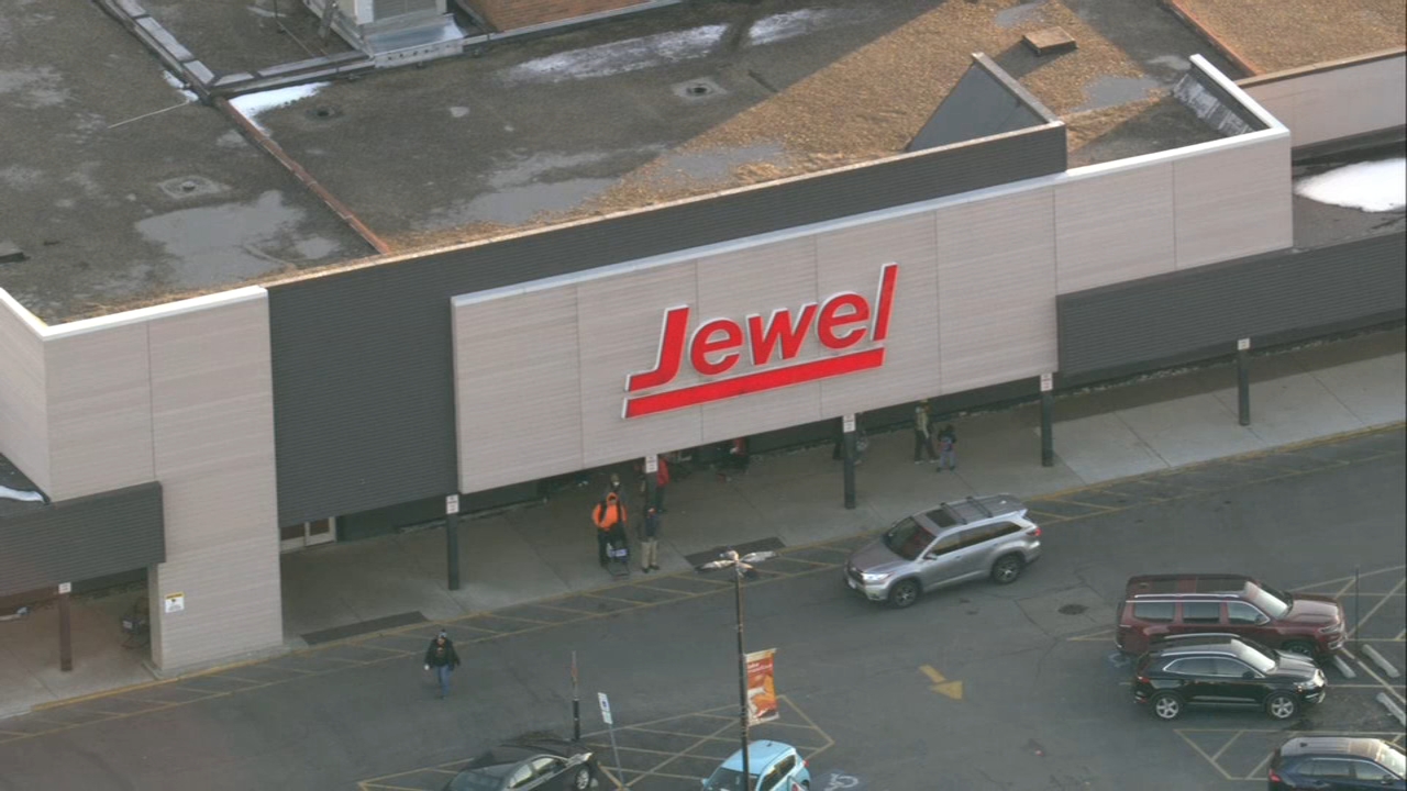 Man charged in S. Side Jewel shooting arrested in AZ, ordered detained