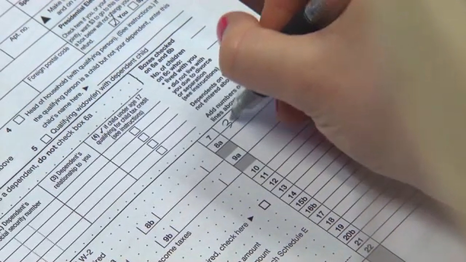 Using AI to do your taxes? Experts share top tips and warnings