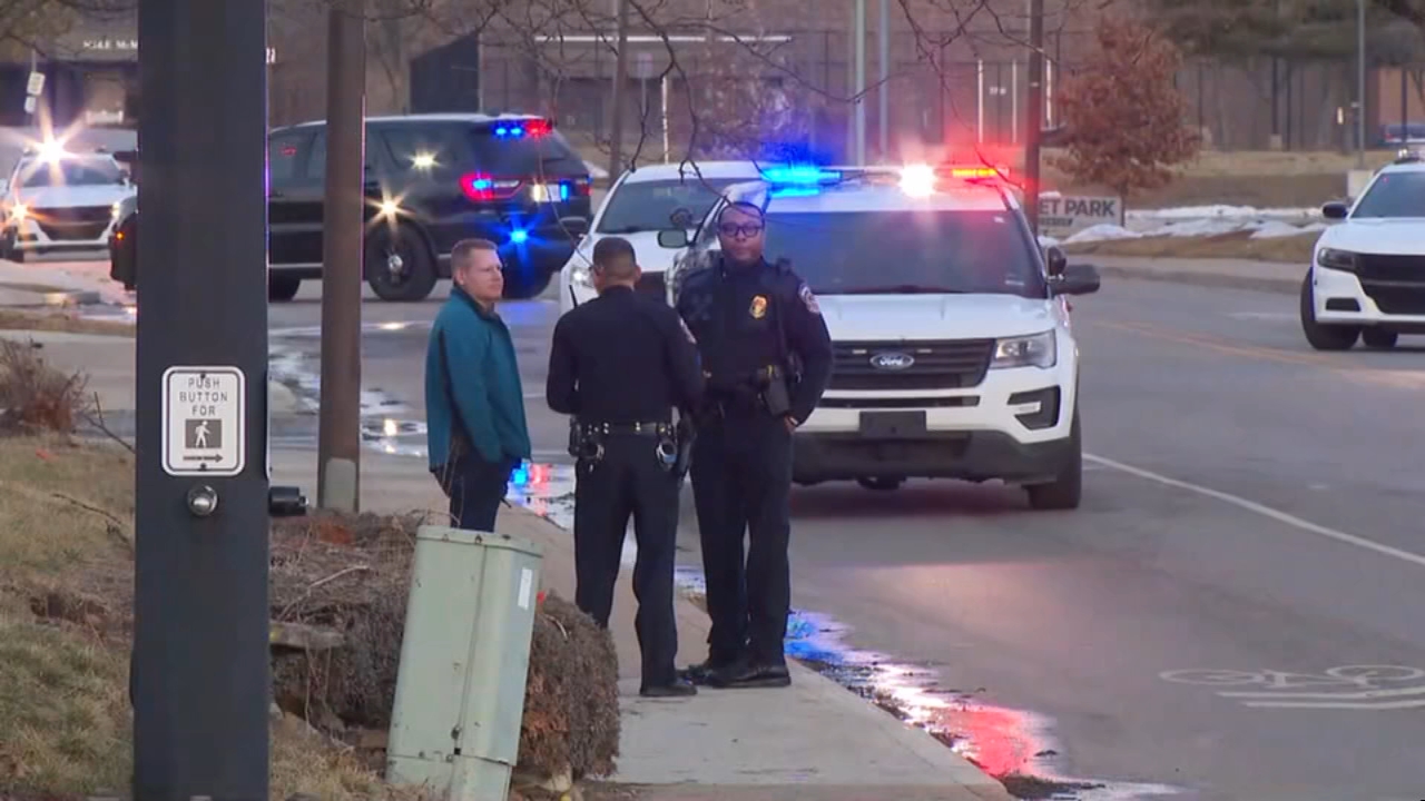 2 police officers shot, 1 fatally, in Indiana; 1 arrested: police